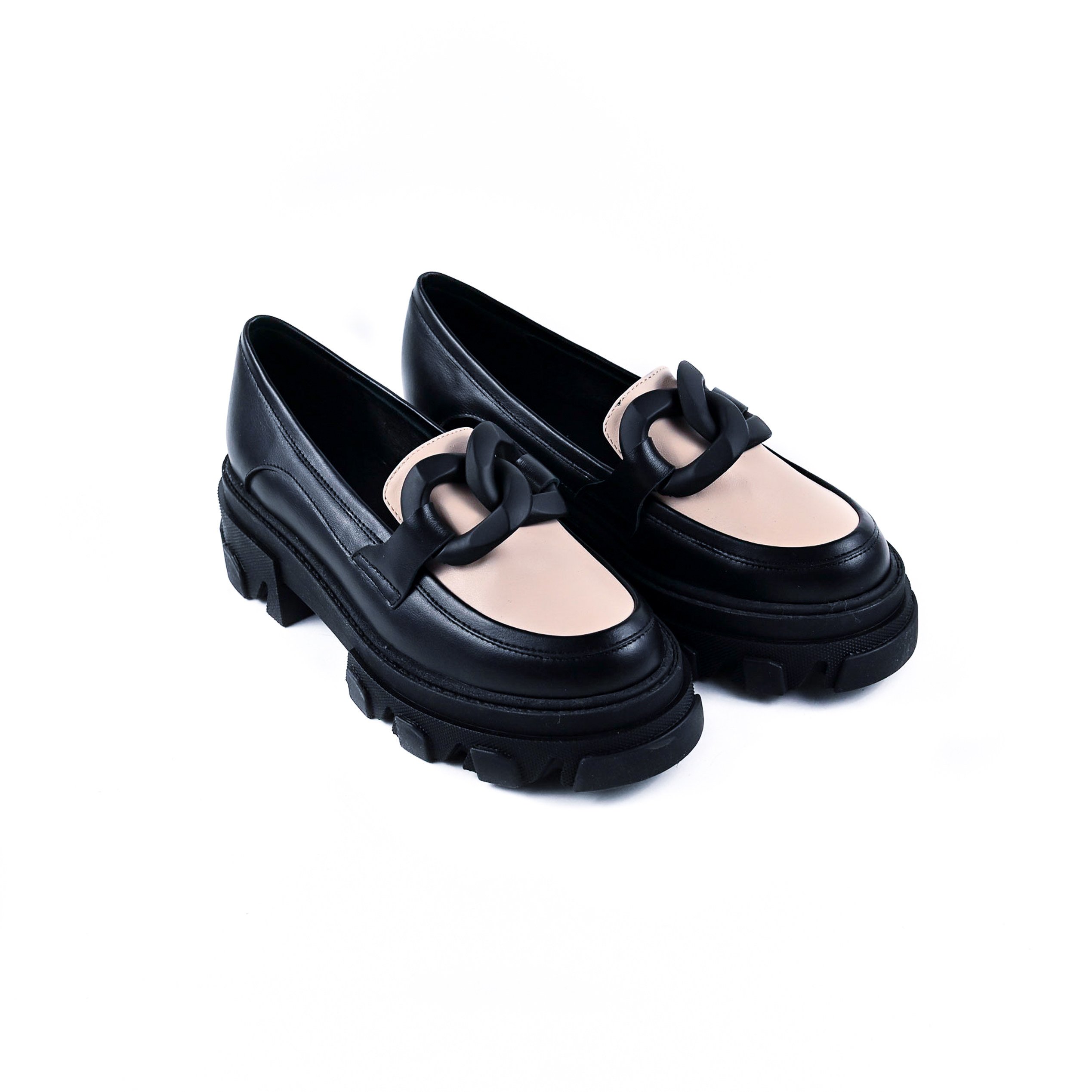 swap excuse Involved Pantofi casual dama din piele naturala de culoare negru/bej cu accesoriu  metalic si talpa de 3.5 cm - Bottino